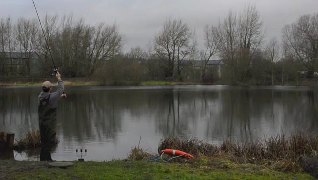Winter session at Churn Pool &#8211; Cotswold water park.